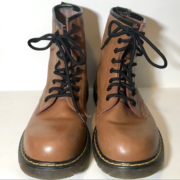 dr marten 8 eye laces